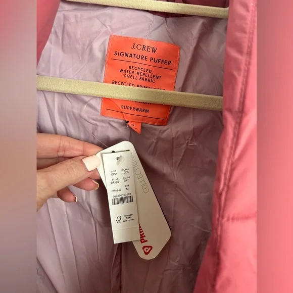 New with tags J Crew Alps Puffer jacket with Primaloft -Medium, color rose petal